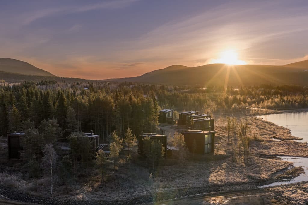 JÄNKÄ RESORT YLLÄS